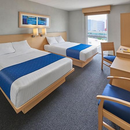 City Express By Marriott Puebla Finsa מראה חיצוני תמונה