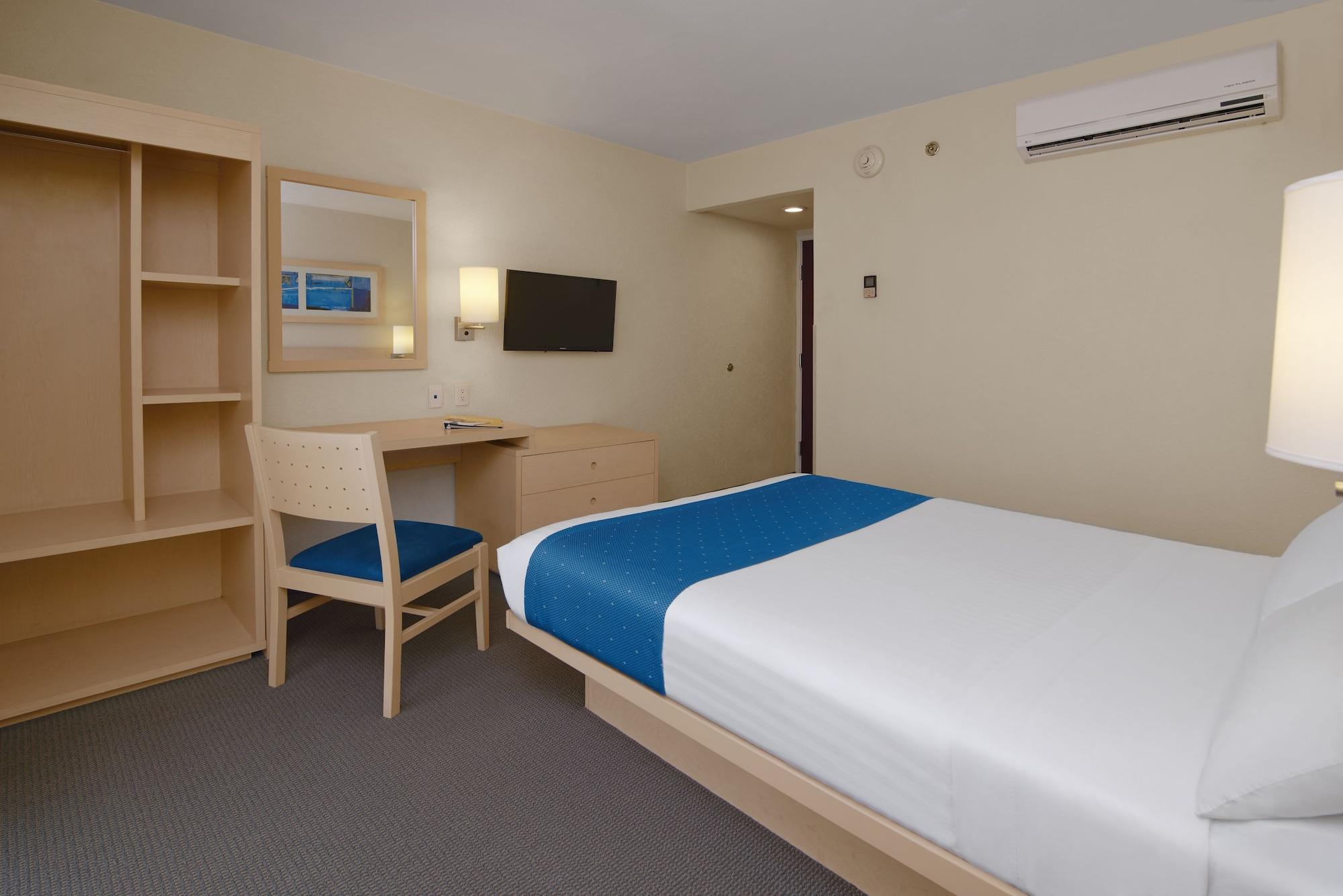 City Express By Marriott Puebla Finsa מראה חיצוני תמונה