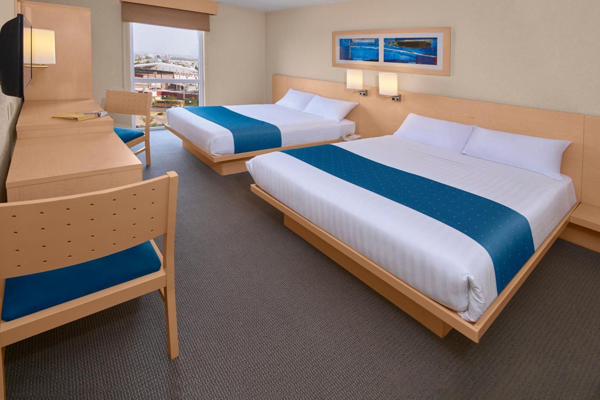 City Express By Marriott Puebla Finsa מראה חיצוני תמונה
