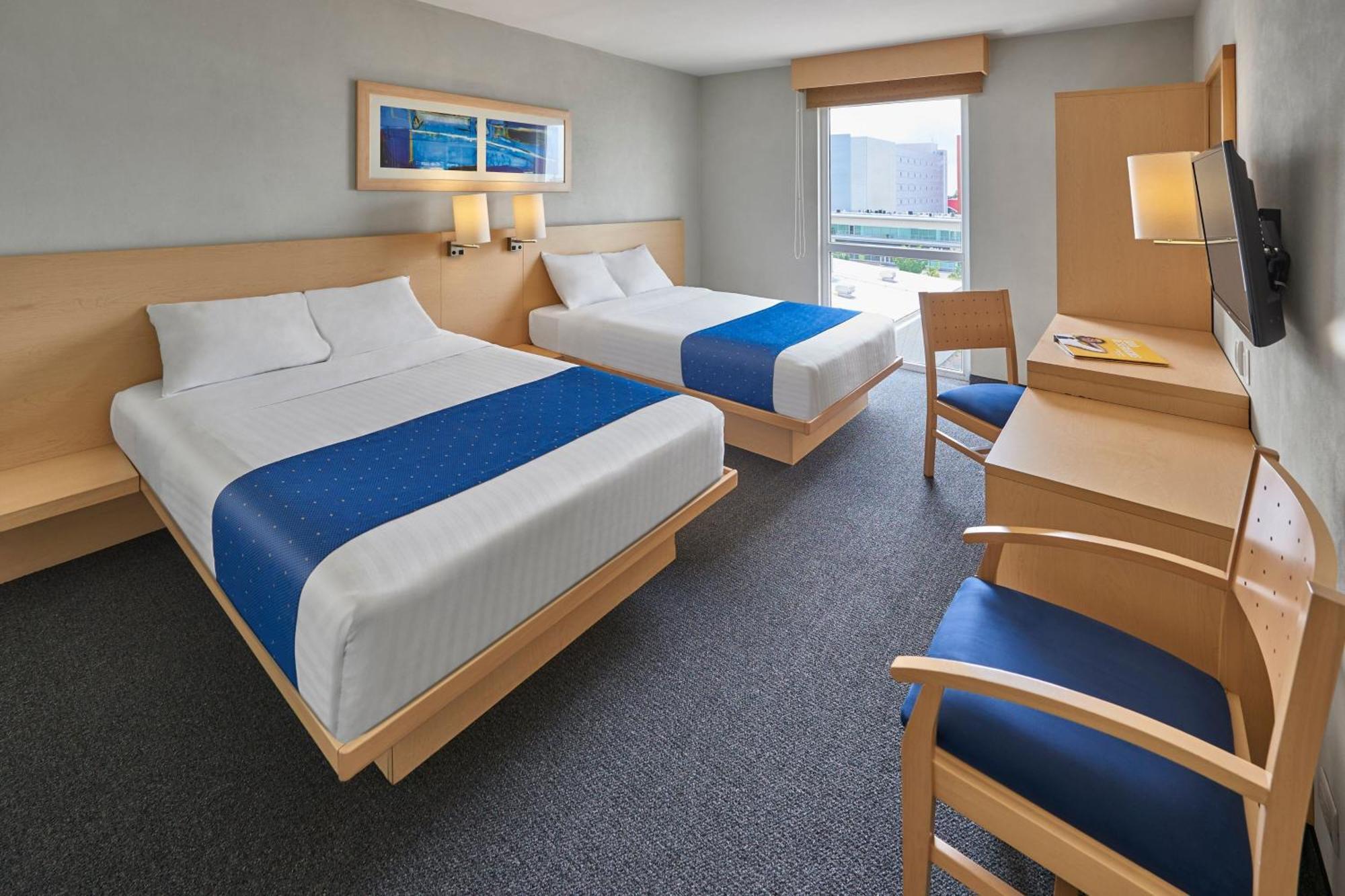 City Express By Marriott Puebla Finsa מראה חיצוני תמונה