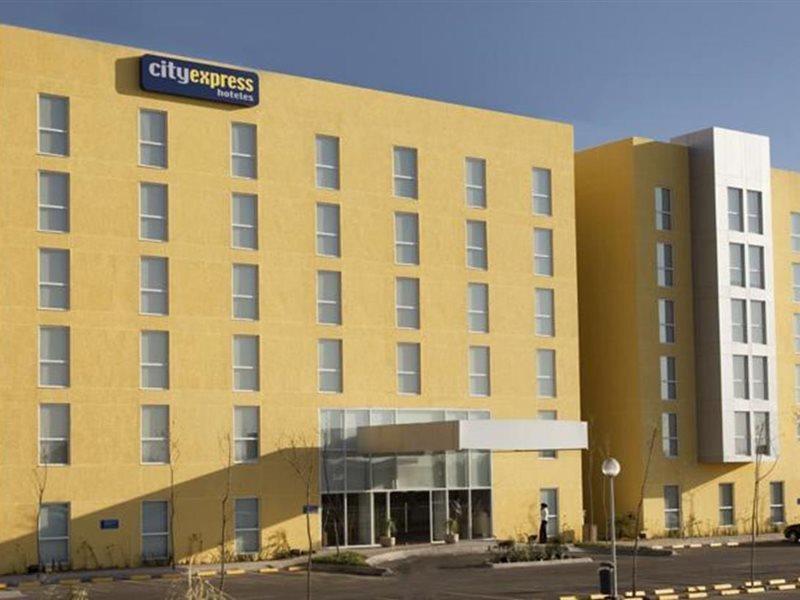City Express By Marriott Puebla Finsa מראה חיצוני תמונה