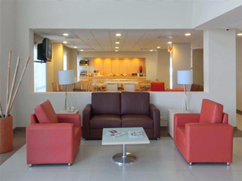 City Express By Marriott Puebla Finsa מראה חיצוני תמונה